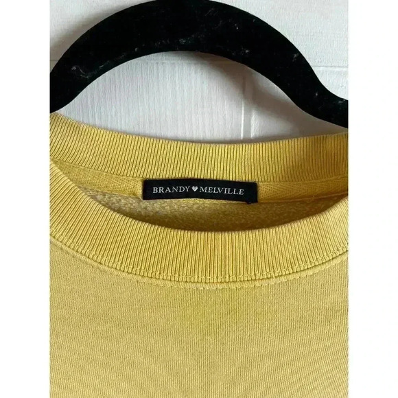 Brandy Melville Crewneck Sweatshirt Honey Embroidered Yellow Long Sleeve - Picture 4 of 7